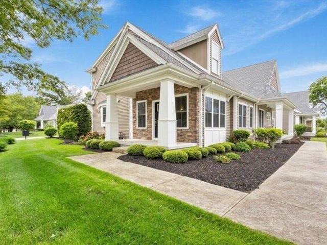 Condo for sale in Bristol, Massachusetts