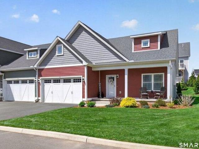 Condo for sale in North Haven, Connecticut