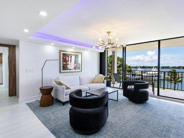 Condo for sale in North Palm Beach, Florida