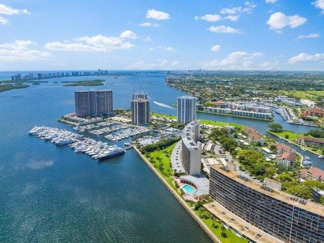 Condo for sale in North Palm Beach, Florida