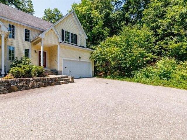 Condo for sale in Northborough, Massachusetts