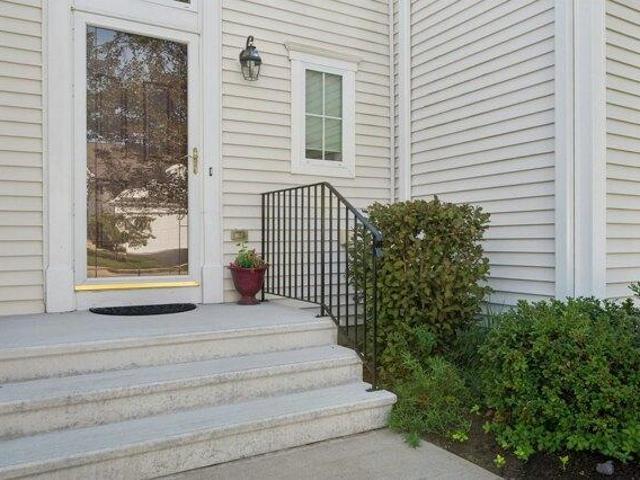 Condo for sale in Northbridge, Massachusetts