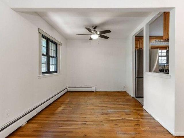 Condo for sale in Queens, Arverne