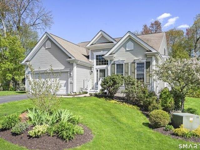 Condo for sale in Oxford, Connecticut