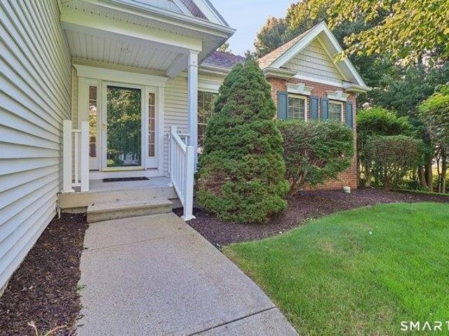 Condo for sale in Village at Oxford Greens, Oxford