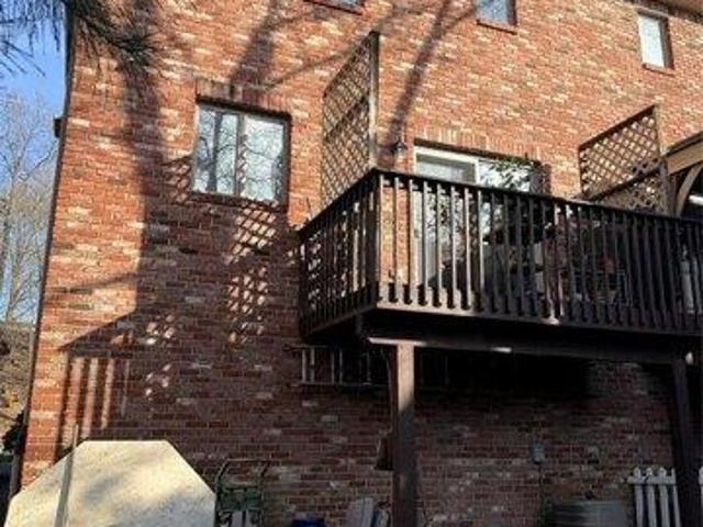 Condo for sale in Palisades Park, New Jersey