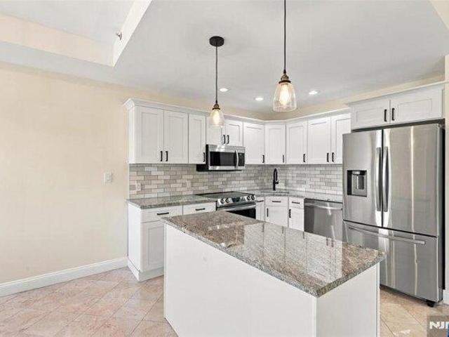 Condo for sale in Palisades Park, Bergen County