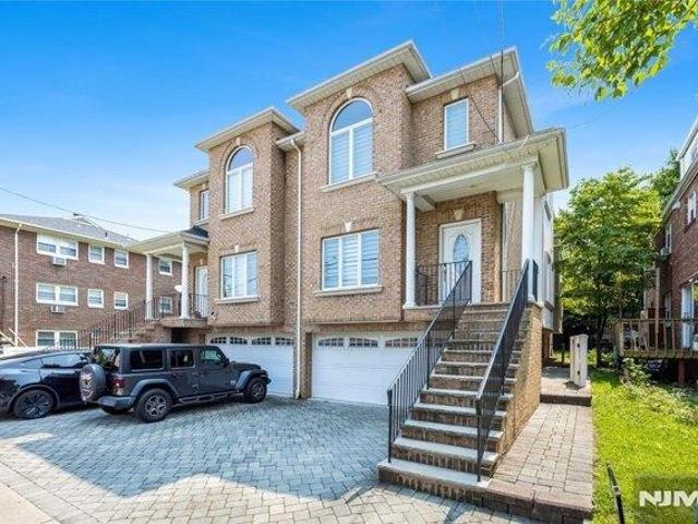 Condo for sale in Koreatown, Palisades Park