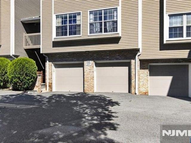Condo for sale in Palisades Park, Bergen County