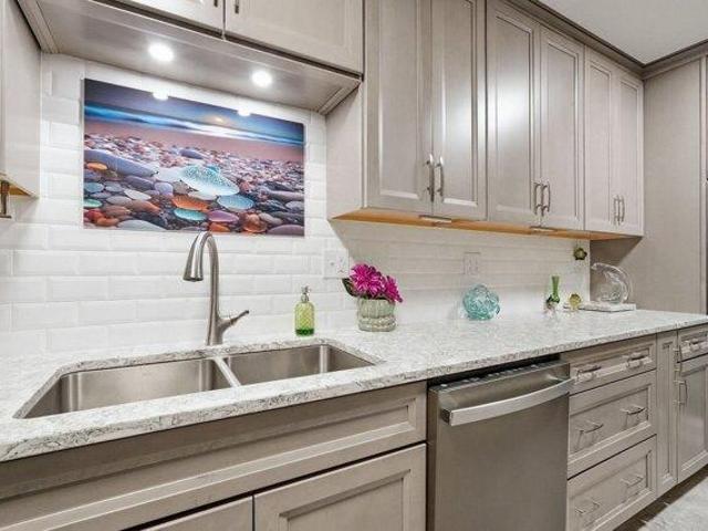 Condo for sale in Thorndike, Palmer