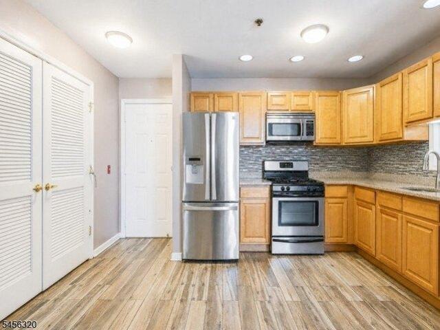 Condo for sale in Paterson, Passaic County