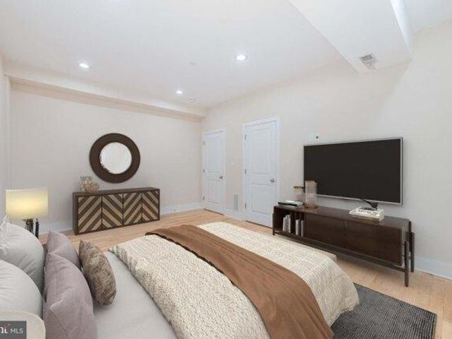 Condo for sale in South Philadelphia, Philadelphia