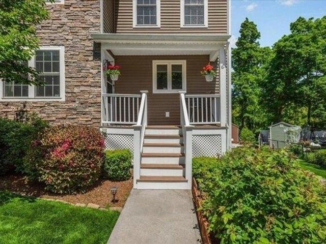 Condo for sale in Plainville, Massachusetts