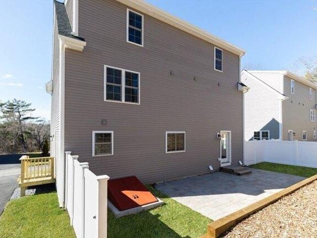 Condo for sale in Manomet, Massachusetts