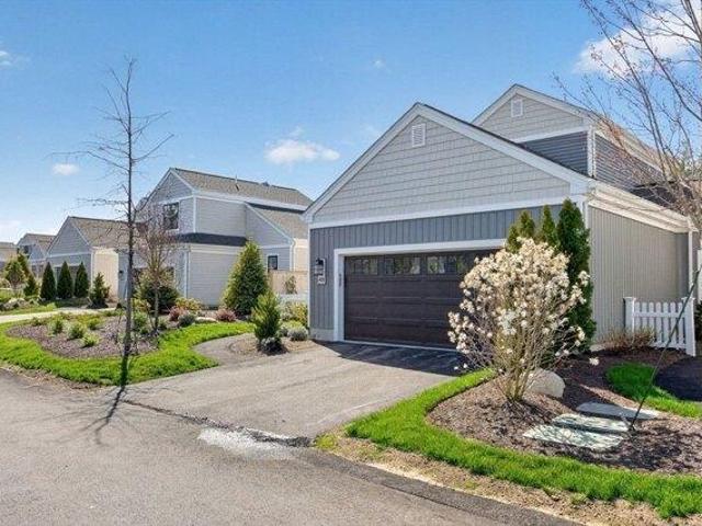 Condo for sale in Manomet, Massachusetts
