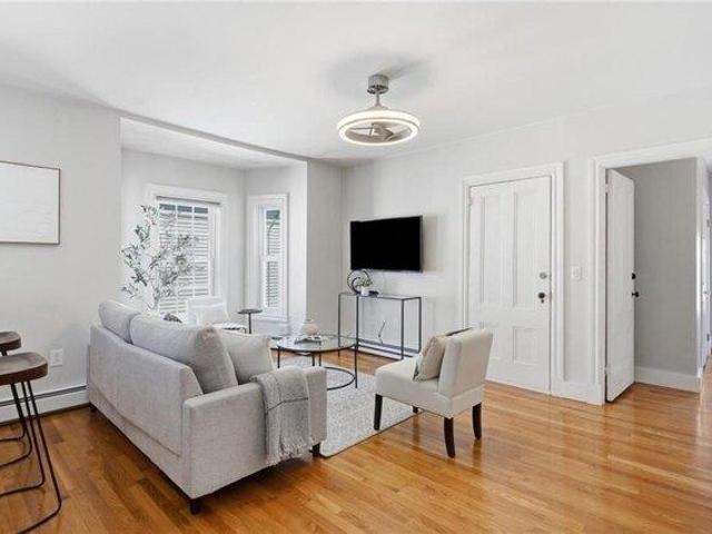 Condo for sale in Fox Point, Providence
