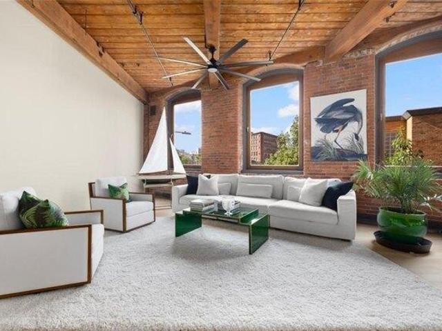 Condo for sale in Downtown, Providence