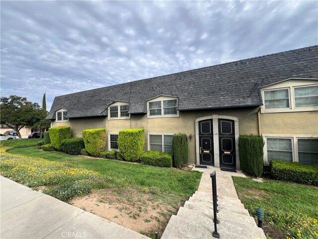 Condo for sale in Redlands