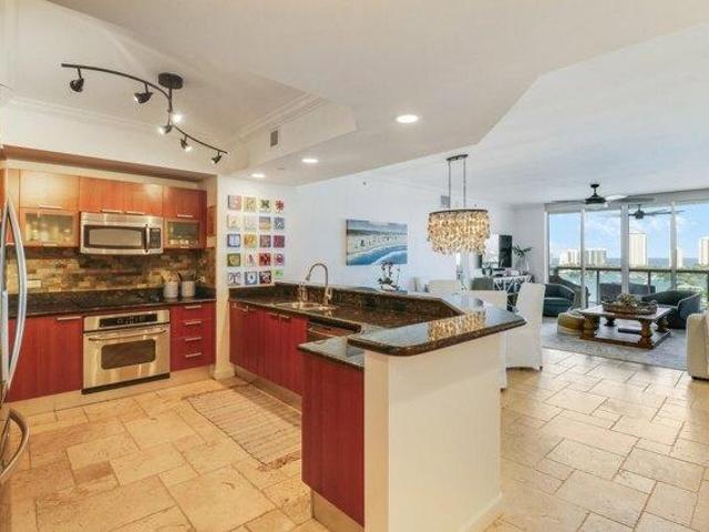 Condo for sale in Riviera Beach, Florida