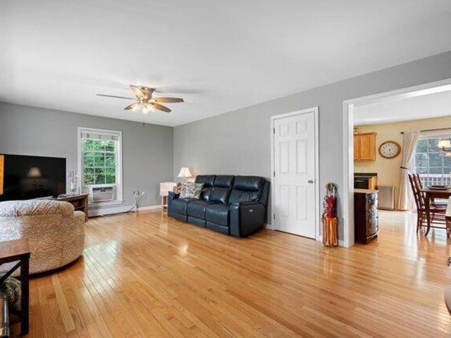 Condo for sale in Rutland, Massachusetts