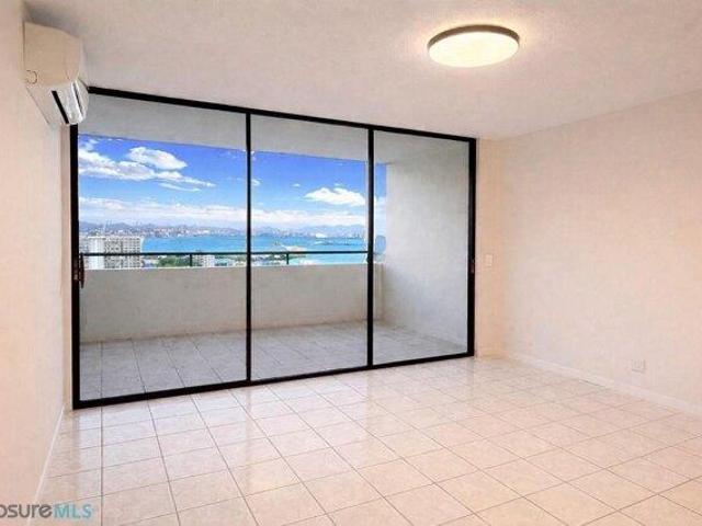 Condo for sale in San Juan