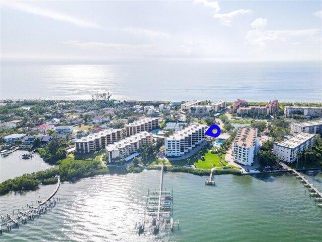 Condo for sale in Sarasota, Florida