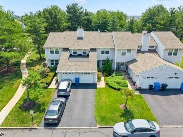 Condo for sale in Sayreville, New Jersey