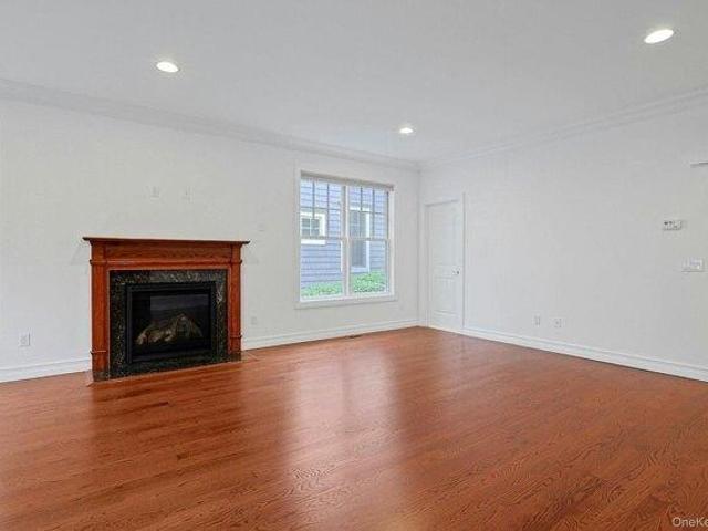 Condo for sale in Glenwood, New York