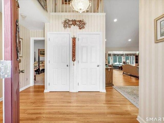 Condo for sale in Shelton, Connecticut