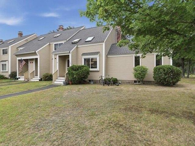 Condo for sale in Shirley, Massachusetts