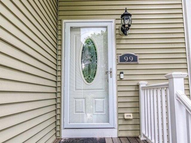 Condo for sale in Fairlawn, Shrewsbury