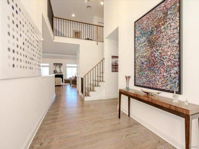 Condo for sale in Amawalk, New York