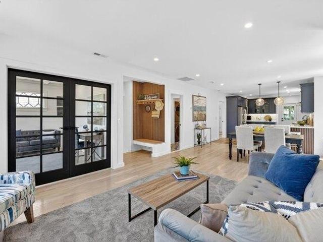 Condo for sale in West Somerville, Somerville