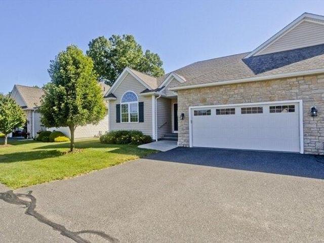 Condo for sale in South Hadley, Massachusetts
