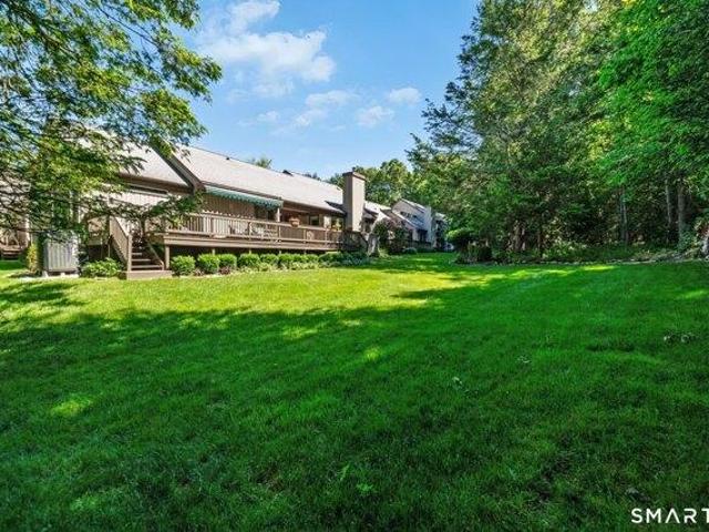 Condo for sale in Southbury, Connecticut