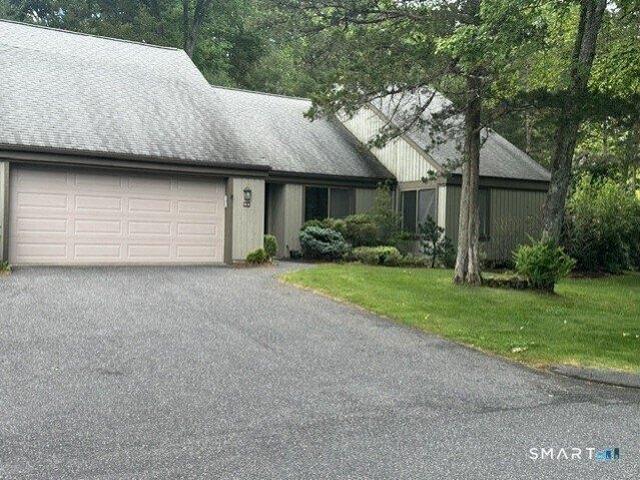 Condo for sale in Southbury, Connecticut