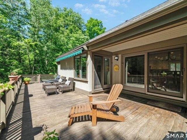 Condo for sale in Southbury, Connecticut