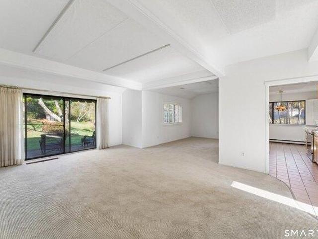 Condo for sale in Southbury, Naugatuck Valley Planning Region