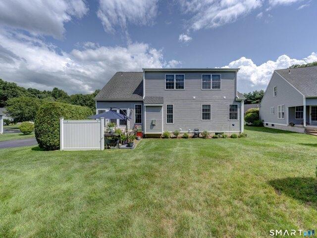 Condo for sale in Southington, Connecticut