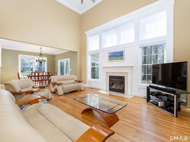 Condo for sale in Southington, Connecticut