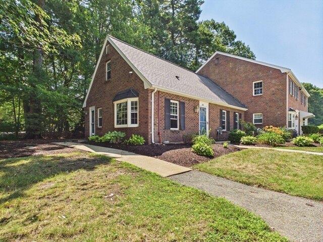 Condo for sale in Stoughton, Massachusetts