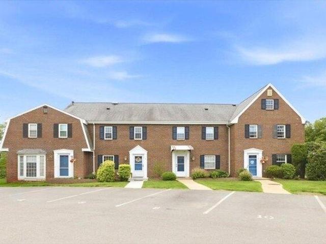 Condo for sale in Stoughton, Massachusetts