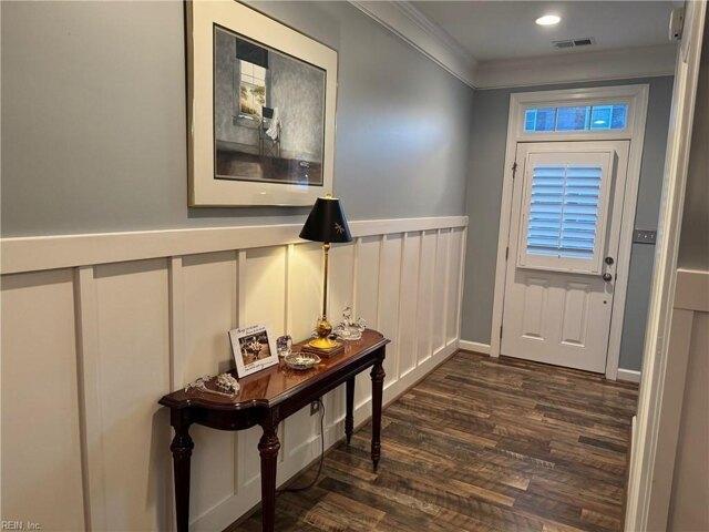 Condo for sale in Suffolk