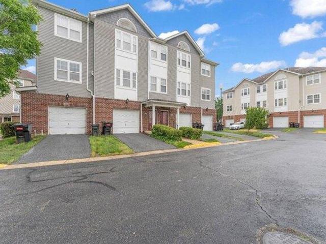 Condo for sale in Suitland, Maryland