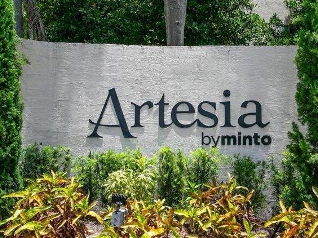 Condo for sale in Sunrise, Florida