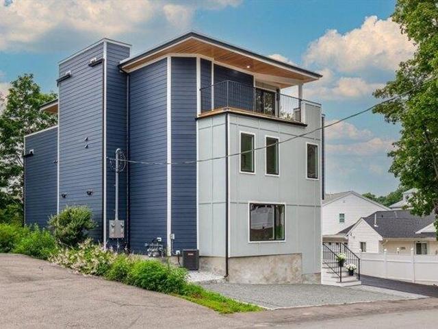 Condo for sale in Swampscott, Massachusetts