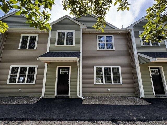 Condo for sale in Bristol, Massachusetts