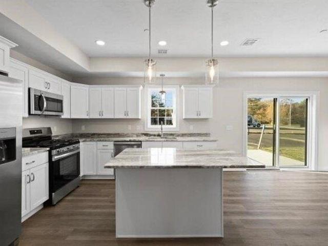 Condo for sale in Bristol, Massachusetts