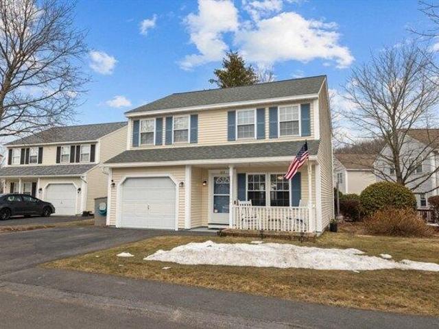Condo for sale in Tewksbury, Massachusetts