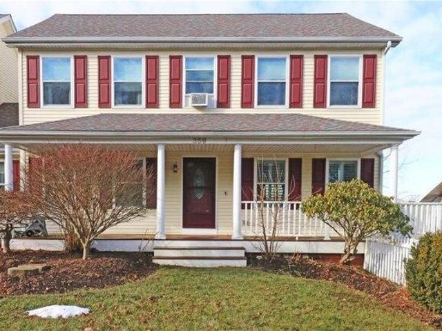 Condo for sale in Tiverton, Rhode Island